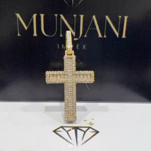 Colgantes y Dijes Finos, Colgante de Cruz con Diamantes VVS, Colgantes Chapados en Oro para Hombre, Joyería Cristiana Hiphop con Corte Baguette para Fiesta - Product Image 3
