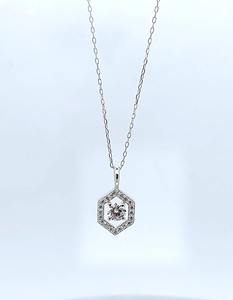 Collier pendentif classique pour femme en zircon cubique hexagonal, plaqué rhodium, en acier inoxydable, taille brillant rond, pour usage quotidien - Product Image 3