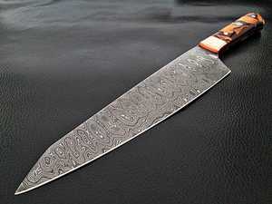Cuchillo de Chef de Acero de Damasco Hecho a Mano, el Mejor Proveedor, con Mango de Resina y Funda de Cuero - Product Image 4