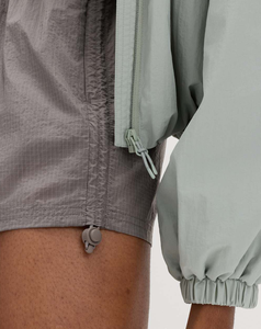 Shorts Deportivos Gris Oscuro de Cintura Alta para Mujer, con Bolsillos, Cintura Elástica, Corte Regular, Secado Rápido, Tejido de Poliéster, Estilo Casual, 160 g - Product Image 4