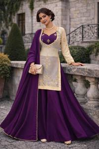 Conjunto de Top y Pantalón de Seda Fandy con Bordado Intenso de Diseñador, con Dupatta - Product Image 3