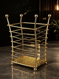 ที่วางช้อนส้อมขนาดเล็กแบบเป็นมิตรกับสิ่งแวดล้อมพร้อมที่จับ (โลหะ) - Product Image 1