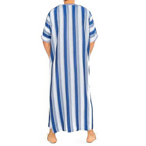 ชุดญุบบะฮ์แบบอาหรับสำหรับผู้ชาย ชุดอิสลามแบบยาวคลุมทั้งตัว แขนยาว เรียบร้อย ทำจากโพลีเอสเตอร์ 100% สามารถปรับแต่งได้สำหรับสวมใส่ในชีวิตประจำวัน ขายส่งเพื่อการส่งออก - Product Image 2