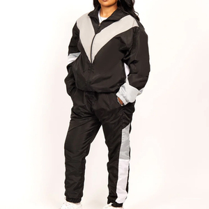 Ensemble de survêtement sportif 2 pièces pour femme, noir et gris, à blocs de couleur, manches longues, coupe ample, col montant, en satin, toutes saisons - Product Image 4