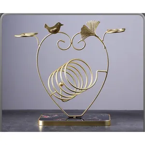 Porte-vin élégant en métal en forme de cœur avec motif d'oiseau et de feuille, style farmhouse, imperméable, capacité de 5 L, pour la décoration du bar ou de la cuisine - Product Image 2