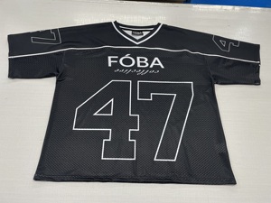 เสื้อยืดแฟชั่นกราฟิกแบบกำหนดเองทรงโอเวอร์ไซส์ ผู้ผลิตเสื้อผ้าสตรีทแวร์แบบครอปตาข่ายทรงบ็อกซี่  เสื้อเจอร์ซีย์อเมริกันฟุตบอล - Product Image 5