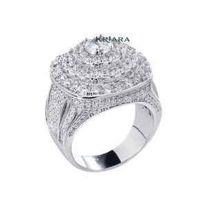 Bague de cocktail en moissanite pour femme, argent 925, taille brillant rond, sertissage pavé, style couronne de luxe, bague de fiançailles - Product Image 1