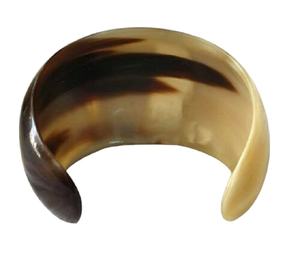 Brazalete de cuerno de vaca pulido para mujer, color natural, con diseño de ágata, estilo animal elegante para bodas - Product Image 3