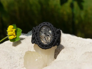 Anillo Ajustable de Cuarzo Rutilado Negro Hecho a Mano con Macramé, Anillo Boho de Cristal Natural, Joyería Artesanal con Piedras Preciosas, Certificado IGI - Product Image 2