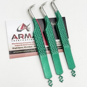 Pince à épiler professionnelle courbée en fibre durable de type Hock pour extensions de cils, vert métallisé, avec étiquette privée - Product Image 4