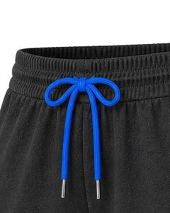 Shorts de sport pour femmes personnalisés noir et bleu royal, séchage rapide, respirants, taille élastique, pour la gym, le fitness, les loisirs et les activités sportives - Product Image 5