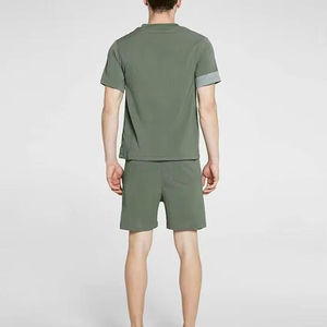 Ensemble de survêtement décontracté pour homme, t-shirt et short, 100 % coton, style uni, fabrication OEM - Product Image 5