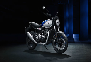 Moto TRIUMPH "NEW SPEED T4" avec finition argent rouge noir, style sport scrambler - Product Image 4