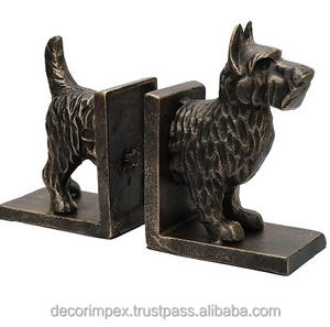 Serre-livres de chien en laiton vintage: Ce sont un style très commun, avec de nombreuses variantes comme le "Mid-Century Brass" - Product Image 1