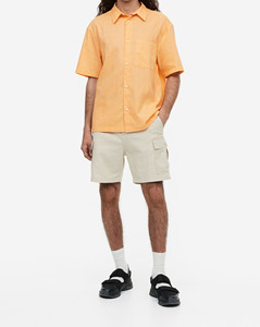 Camisa casual de manga larga para hombre, 100% algodón, con cuello vuelto, diseño de sublimación, logotipo clásico bordado en la solapa. - Product Image 1