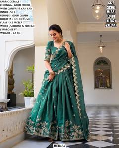 Lehenga Choli Tradicional Bandhani Rosa Noor Dream - Material Gold Crush con Protección Solar y Secado Rápido, Largo hasta el Suelo para Bodas y Fiestas - Product Image 3