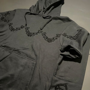 Sudadera con Capucha Personalizada con Pedrería, 100% Algodón, para Hombre y Mujer, Colores Personalizados, Estilo Urbano, Transpirable y de Secado Rápido - Product Image 3