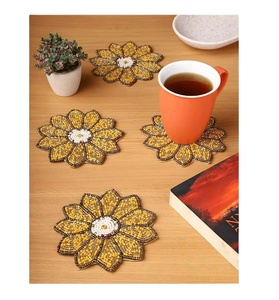 ที่รองแก้วลูกปัดข้าวลายแปลกใหม่สุดสร้างสรรค์สำหรับตกแต่งโต๊ะที่อบอุ่น - Product Image 1