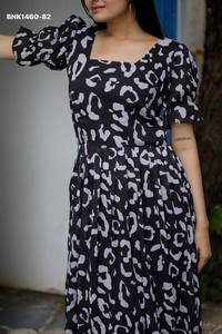 Colección de Vestidos Midi con Mangas Abullonadas de Georgette Sintética con Estampado Digital, de Fabricante de India - Product Image 3