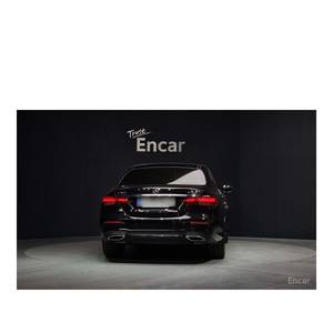 Mercedes-Benz Classe E E350 4MATIC AMG Line 2023, 96 975 km, boîte automatique, sièges en cuir, conduite à gauche, caméra de recul - Product Image 4