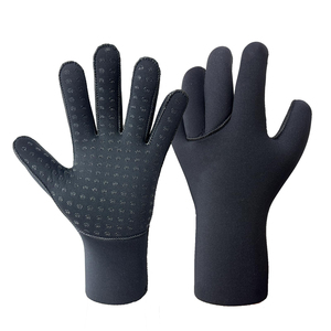 Gants de plongée en néoprène noirs à paume ouverte 3MM 5MM imperméables pour la pêche sous-marine, le surf et les sports nautiques - En vente - Product Image 1