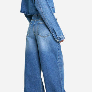 Pantalones de mujer de algodón de alta calidad, diseño moderno, color liso, corte acampanado, a la moda y elegantes. - Product Image 2