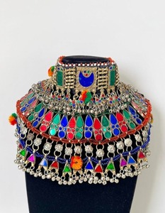 Ensemble de bijoux traditionnels afghans faits à la main par un designer professionnel, 4 pièces : anneaux, collier, boucles d'oreilles, bindi tikka, en acier inoxydable, cadeaux - Product Image 3