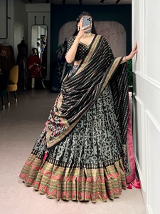 Lehenga Choli en soie Tasar, traditionnel et emblématique, avec bordure en dentelle, idéal pour les mariages, les fêtes de Diwali et les bals de promo - Product Image 4