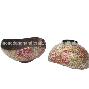 Nouvelle conception de bol en noix de coco Art Déco avec incrustation de coquille d'œuf à l'extérieur, finition écologique, fabriqué au Vietnam pour la décoration de Noël à la maison - Product Image 1