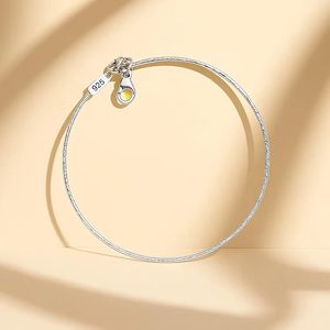 Bria by Saar กำไลข้อมือเงิน925ปรับได้สำหรับเด็กผู้หญิงและผู้หญิงเครื่องประดับมินิมอลหรูหราสำหรับงานเลี้ยงงานแต่งงาน - Product Image 2