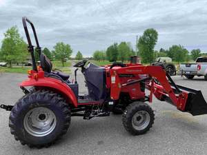 Tracteur MAHINDRA d'occasion 2023, modèle 2638 HST disponible - Product Image 6