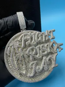 Colgante de Plata de Ley 925 Chapado en Oro Personalizado para Mujer con Moissanita Real de Corte Brillante Redondo de 6.2 Quilates Tishya Diamond - Product Image 6