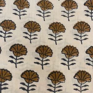 Tissu en coton imprimé à la main, beige moutarde, motif floral Buti, fabriqué en Inde, matière douce pour robe en coton. - Product Image 4