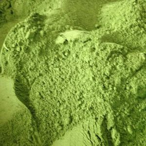 Poudre de feuilles de Moringa de qualité supérieure pour l'approvisionnement en produits alimentaires naturels, poudre végétale finement moulue pour la vente en gros, au détail et sur les marchés commerciaux - Product Image 6
