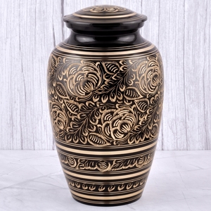 Urna Funeraria de Latón con Diseño de Águila Negra y Dorada, Acabado Mate, para Cenizas Humanas, Almacenamiento Conmemorativo y Exhibición en el Hogar - Product Image 6