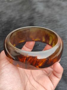 Brazalete de Resina Hecho a Mano, Diseño Artístico Redondo con Patrón de Caparazón de Tortuga, Joyería Coleccionable - Product Image 3