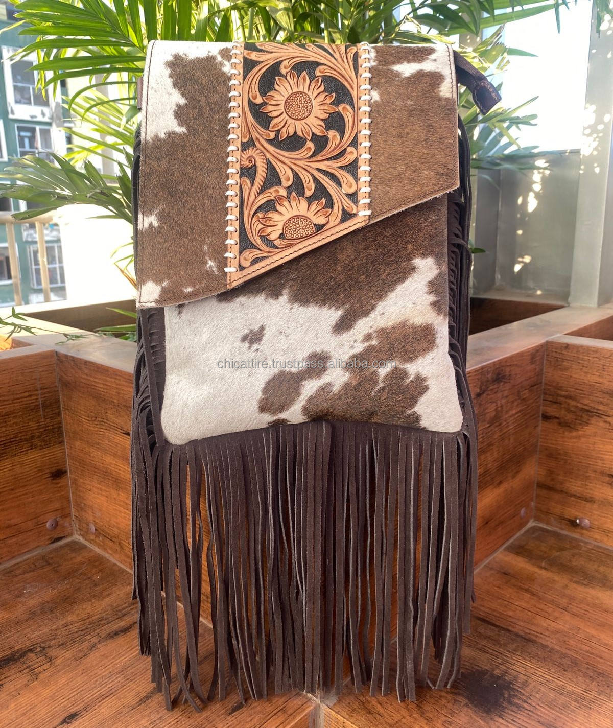 สีน้ำตาล