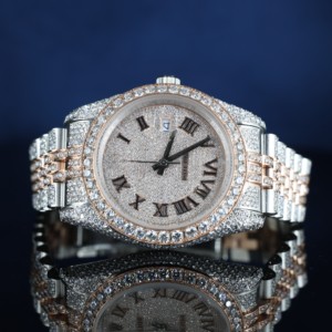 Reloj Mecánico de Alta Gama con Moissanita, Correa de 16 mm y Esfera con Agujas para Profesionales de Negocios, Disponible para la Venta - Product Image 1