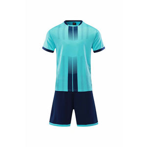 Ensemble de shorts de football professionnels de haute qualité, impression numérique personnalisée en gros, uniformes de football avec noms et numéros d'équipe, 100% polyester, séchage rapide - Product Image 2