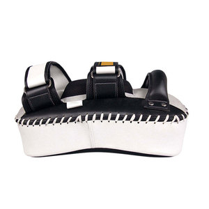Équipement de boxe en cuir et PU personnalisé de qualité supérieure, bouclier de protection pour les pieds, durable, respirant, respectueux de l'environnement, pour l'entraînement - Product Image 4