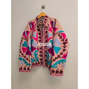 Veste en coton 100% Suzani, broderie ouzbèke, tissu en jute, veste courte unisexe avec deux poches latérales, manteau pour femme - Product Image 4