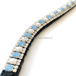 Bande de sourcil de cheval en cuir de qualité supérieure avec cristaux clairs et perles bleu ciel, bande de sourcil de conception personnalisée pour mariée - Product Image 2