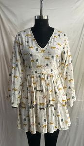 Elegante Vestido Mini Floral para Mujer, Vestido Mini Estampado Floral Moderno y Ligero para un Look Hermoso - Product Image 6