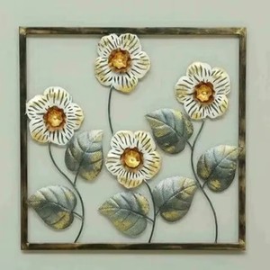Fantastique sculpture murale moderne en métal, design floral, feuilles noires, blanches et jaunes, décoration de salon - Product Image 4