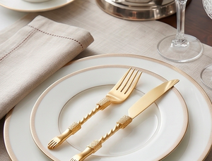 Ensemble de couverts torsadés en or mat royal avec un design torsadé élégant et une finition PVD or mat, parfait pour les banquets et les dîners de luxe - Product Image 6