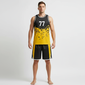 Vêtements de basketball personnalisés en gros, maillots et shorts de basketball entièrement sublimés, uniforme de basketball - Product Image 1
