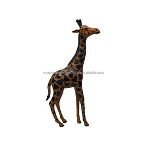 รูปสัตว์จิราฟทำมือรูปสัตว์ศิลปะชิ้นตกแต่งบ้านไม่เหมือนใครสำหรับห้องนั่งเล่นสำนักงานหรือเป็นของขวัญดีไซน์ทันสมัย - Product Image 3