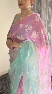 Elegante Saree de Seda de Doble Tono con Bordado Exquisito y Blusa de Seda a Juego para Ocasiones Festivas - Product Image 6