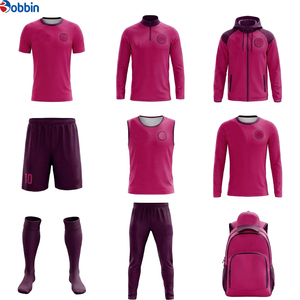 Tenue de football respirante et confortable de qualité supérieure – Ensemble maillot et uniforme de football sublimé pour équipes, idéal pour le marché mondial - Product Image 2
