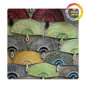 Abanico de hierba natural con mango trenzado para recuerdos de boda, souvenirs y tiendas de regalos artesanales - Product Image 6